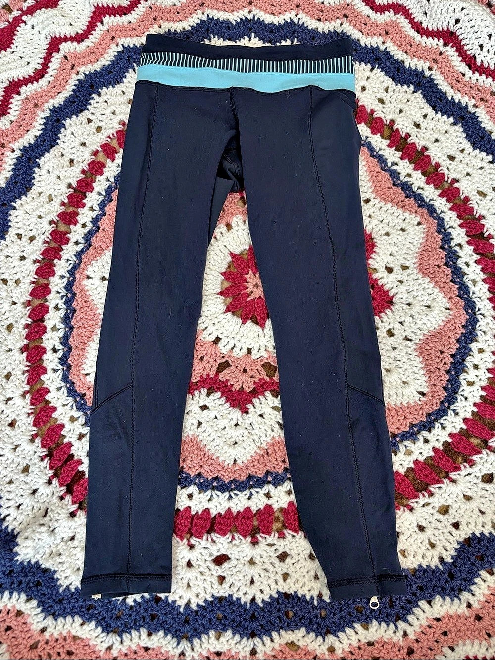 Lululemon 23” Navy Crop Zipper Leggings
